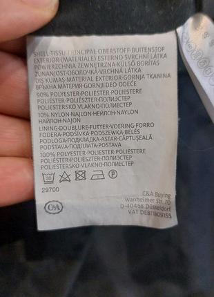 Жіноча легка подовжена куртка. 8