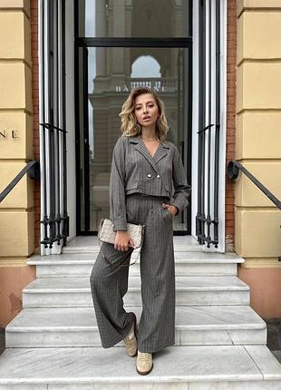 Костюм жіночий 2