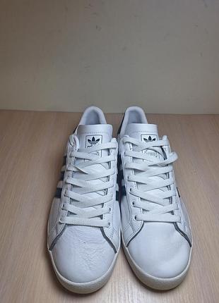 Кроссовки adidas 2