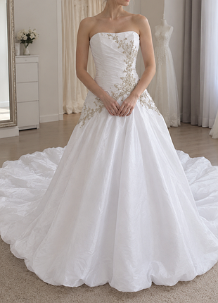 Весільна сукня жіноча exclusive bridals by a.c.e. біла з вишивкою