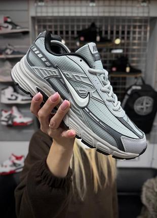 Термо кросівки nike initiator