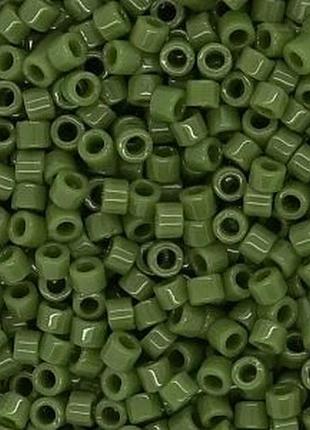 Db-1135 бісер miyuki delica beads 11/0 (натуральний зелений темний)