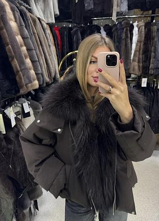 Парка жіноча з капюшоном зимова парка з хутром коричнева парка
