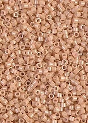 Db-208 бисер miyuki delica beads 11/0 (жемчужный бежево-розовый)