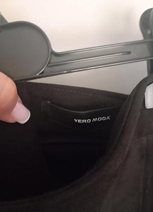 Чорна спідниця  замша vero moda. 4