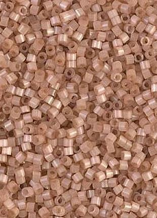 Db-1803 бисер miyuki delica beads 11/0 (сатин бежево-розовый)
