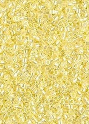 Db-232 бісер miyuki delica beads 11/0 (перлиновий лимонний світлий)
