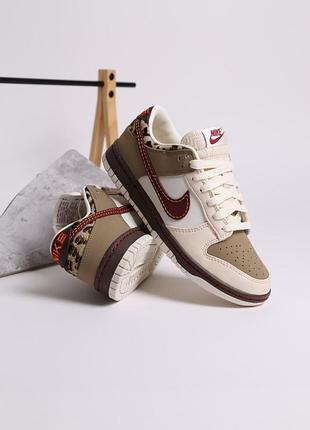 Стильні кеди nike dunk low з принтом лео, кеди на осінь
