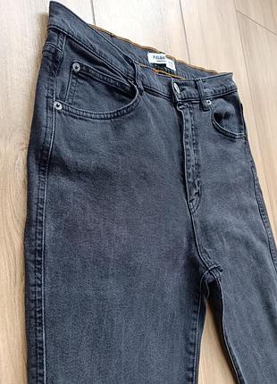 Жіночі джинси фірми pull&bear 4