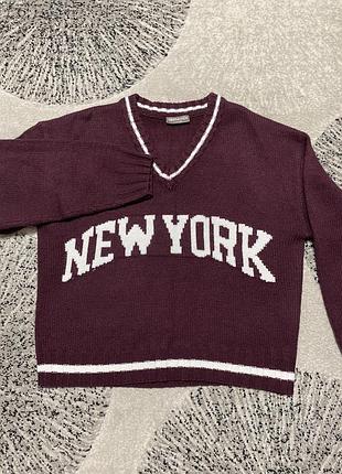 Светр жіночий бордовий з написом new york