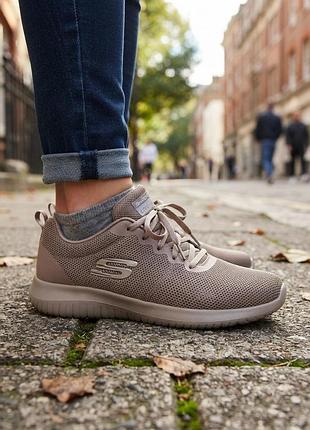 Кроссовки 39 размер, skechers