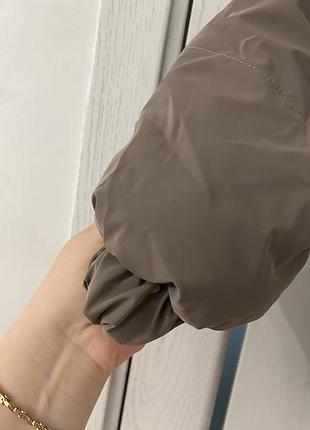 Нова широка куртка на дівчинку 140 р 4