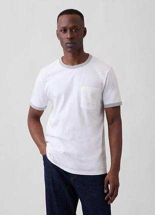 Чоловіча футболка gap з кишенею