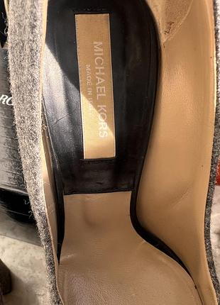 Жіночі туфлі michael kors сірі 2