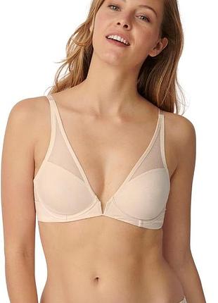 Бюст с чашками на косточках triumph wired bra
