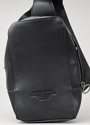 Сумка слінг bershka чорна