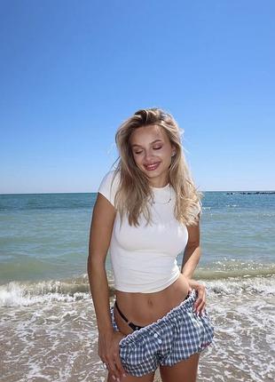 Бавовняна футболка біла