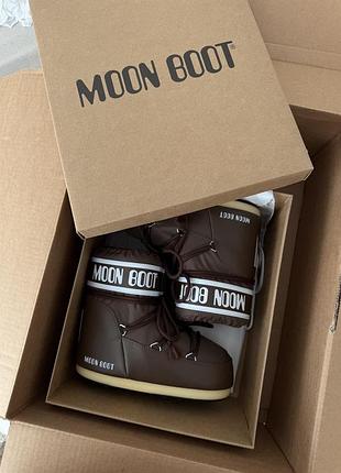 Moon boot зима 2027 мунбути 3
