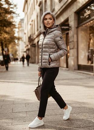Стильна та мега-легка жіноча куртка esprit (оригінал) s/m