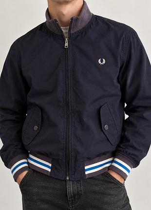 Чоловіча куртка-бомбер fred perry harrington темно-синя s