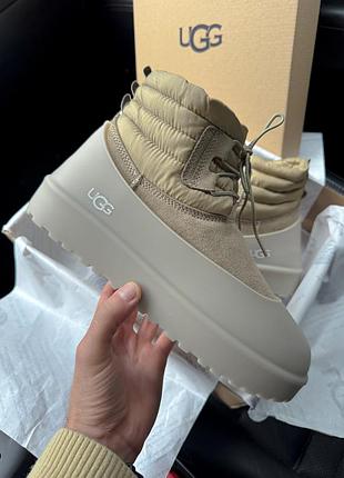 Бежеві черевики унісекс ugg classic mini lace-up weather dune х угг бутс 38