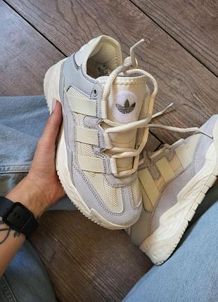 Жіночі бежеві кросівки adidas niteball beige grey х найтбол 36