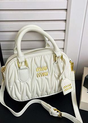 Женская сумка кросс-боди miu miu 87121 18119 белая