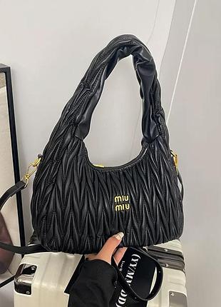 Женская сумка багет miu miu 5008 большая черная