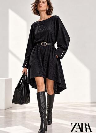 Сукня zara basic чорна, асиметричний крій, жакардовий фактурний малюнок m/l