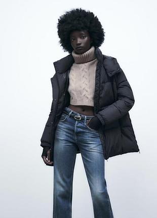 Рухова куртка zara з капюшоном