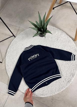 Бомбер від tommy hilfiger 8