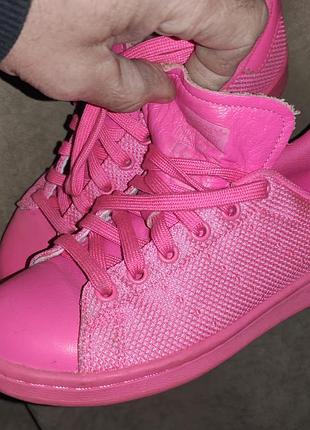 Стильні оригінальні кеди adidas originals stan smith у яскраво-рожевому кольорі 37.