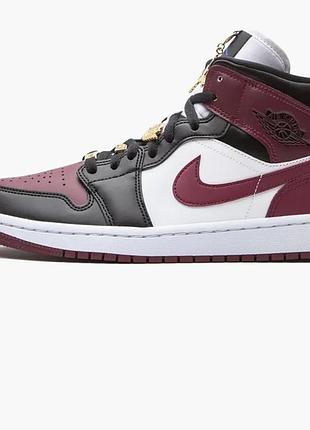 Кросівки жіночі air jordan wmns 1 mid se black/bordo cz4385-016