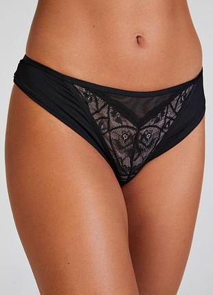 Трусики бразиліани чорні з мереживом від hunkemoller