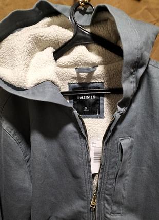 Куртка hollister m 4