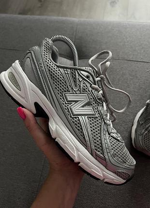 Легкі кросівки new balance 740