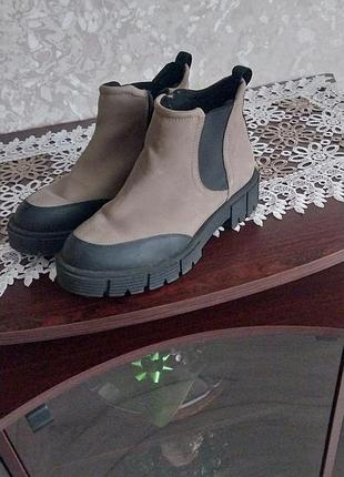 Красиві челсі  нобук