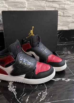 Кросівки снікерси nikejordan 31/32