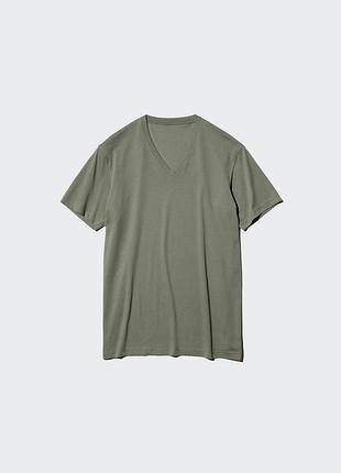 Футболка uniqlo c технологией dry
