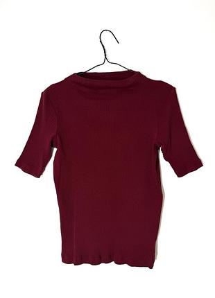 Бордова футболка в рубрик обтислого крою uniqlo