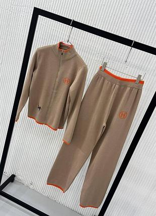 Костюм hermes 4