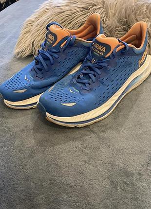 Кросівки hoka