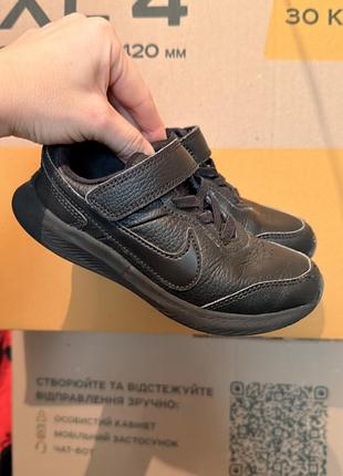 Кросівки nike чорні, розмір 28