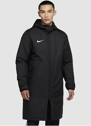 Чорна парка nike