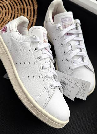 Новые натуральные кожаные кроссовки adidas (оригинал)