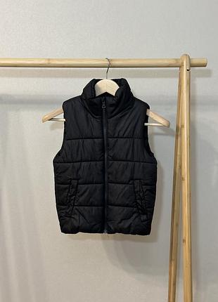 Жилетка h&m на 6-8 років