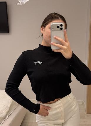 Жіноча водолазка tommy jeans чорна