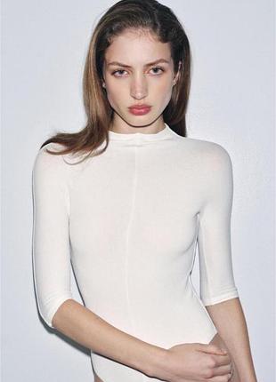 Жіночий боді рустик з високою горловиною та коротким рукавом zara розмір м