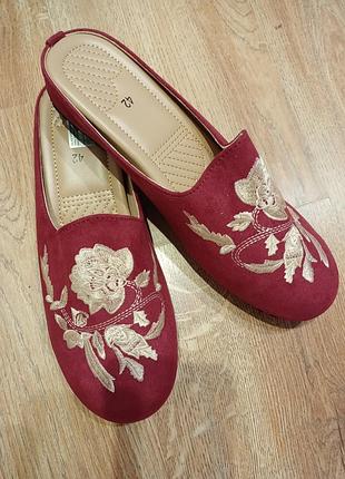 Натуральная вышивка,мюли,капцы
