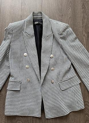 Піджак жіночий zara в клітинку чорно-білий